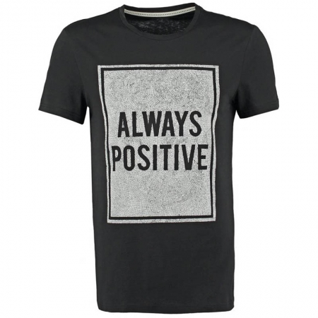 T-Shirt 1 T-Shirt